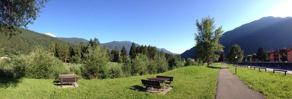 Albergo Garnì Cavento Pinzolo Exterior foto
