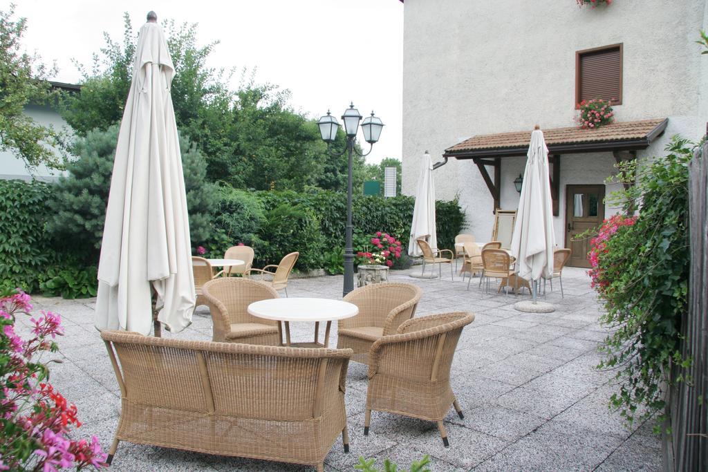 Albergo Garnì Cavento Pinzolo Exterior foto
