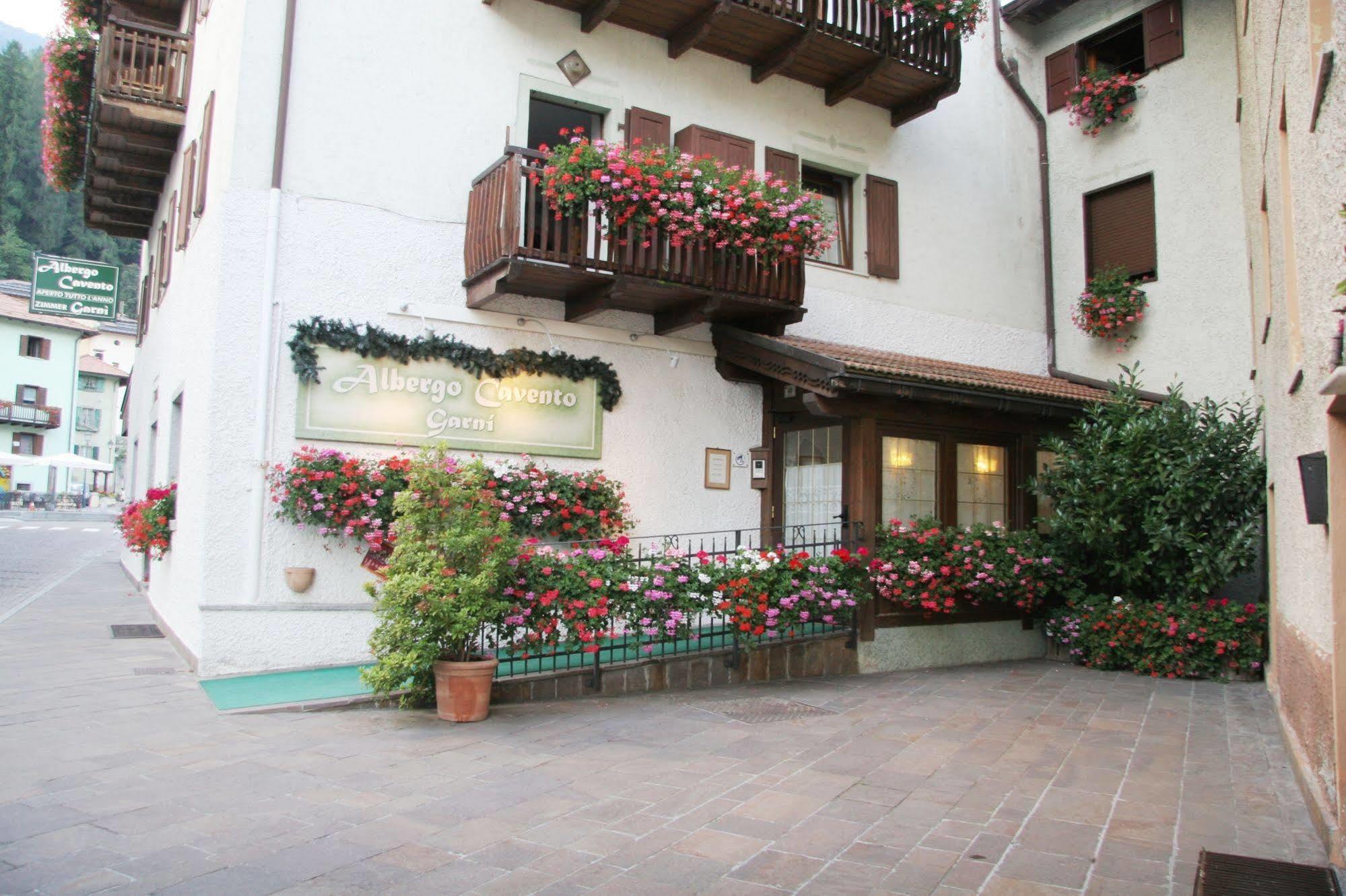 Albergo Garnì Cavento Pinzolo Exterior foto